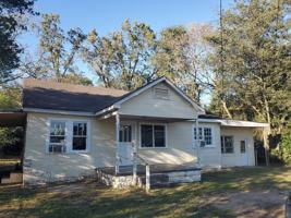 featured image of 206 Savannah Ave