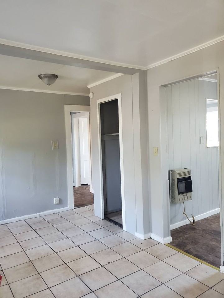 206 Savannah Ave - Photo 5 of 12