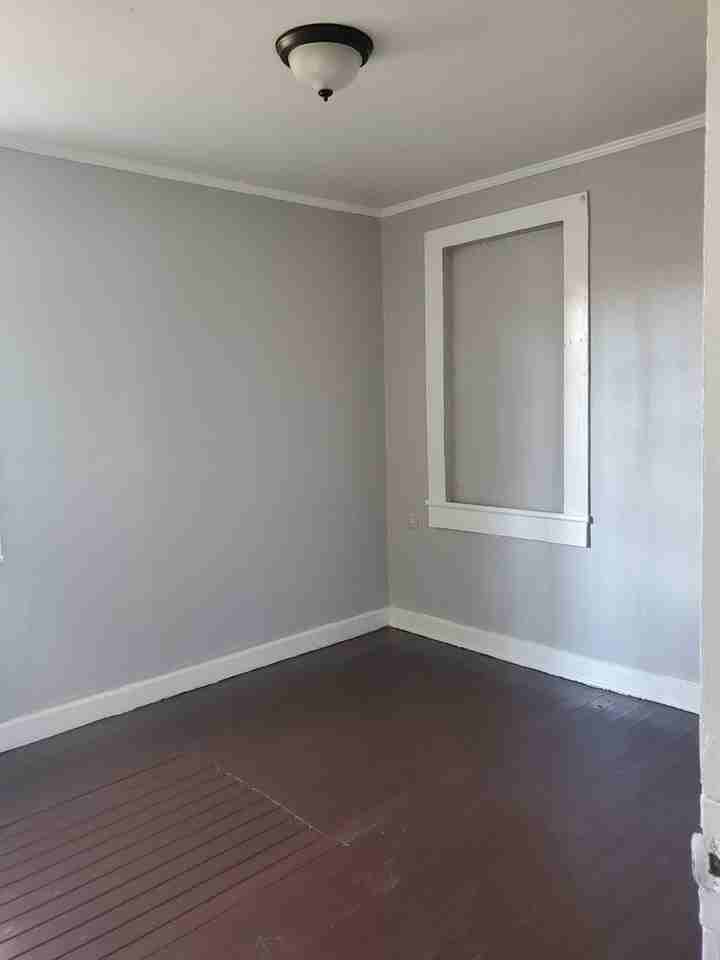 206 Savannah Ave - Photo 6 of 12