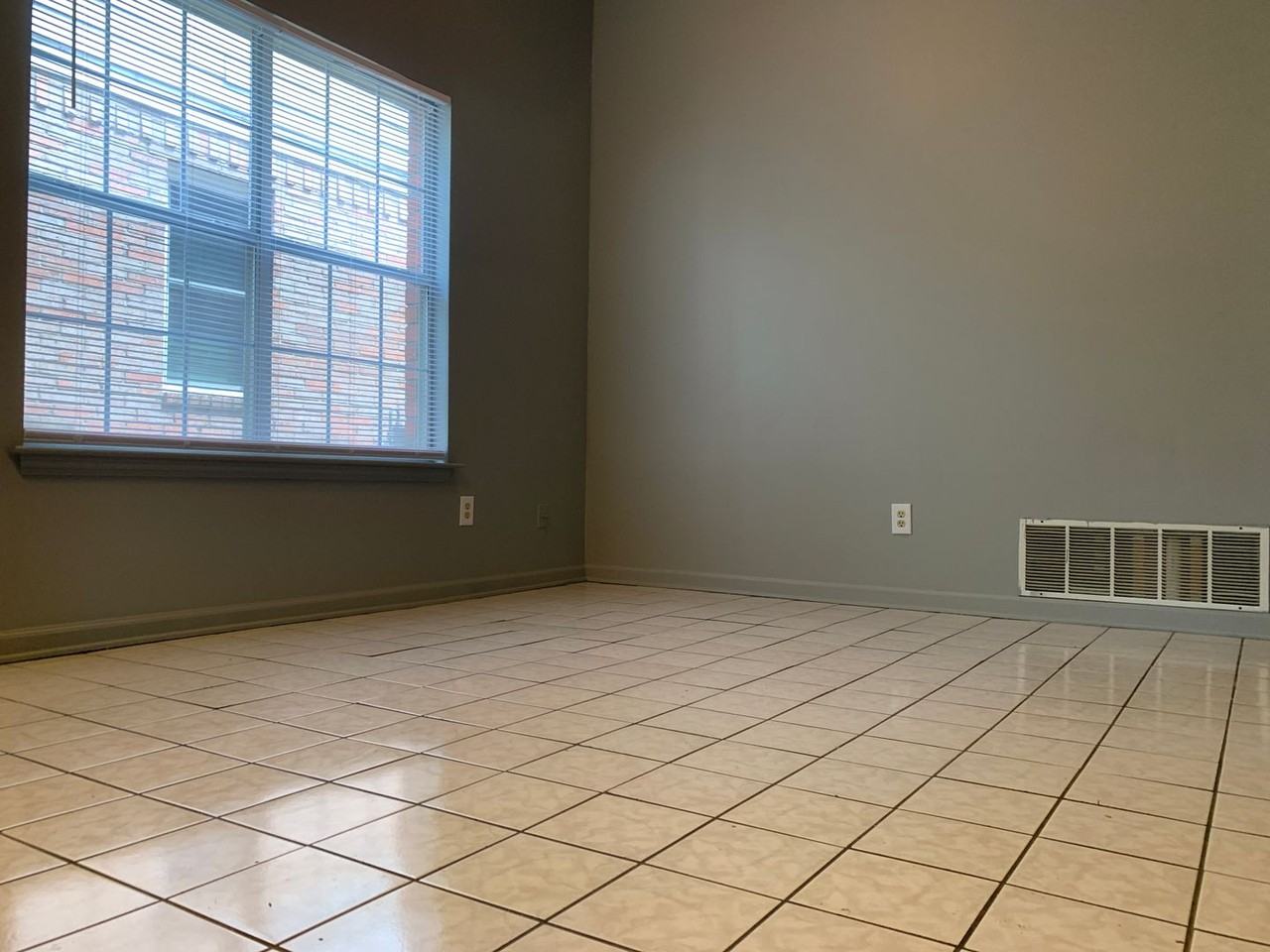 6757 Whitten Pine Dr - Photo 3 of 9