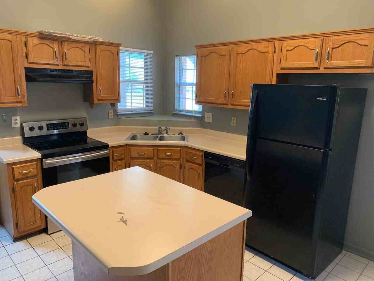 6757 Whitten Pine Dr - Photo 4 of 9