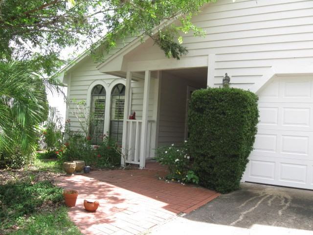 273 Torpoint Gate - Photo 2 of 6