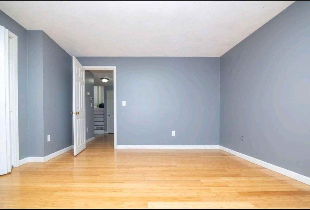 570 Revere St #6 - Photo 4 of 16