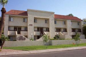 featured image of 1215 E Lemon St #113