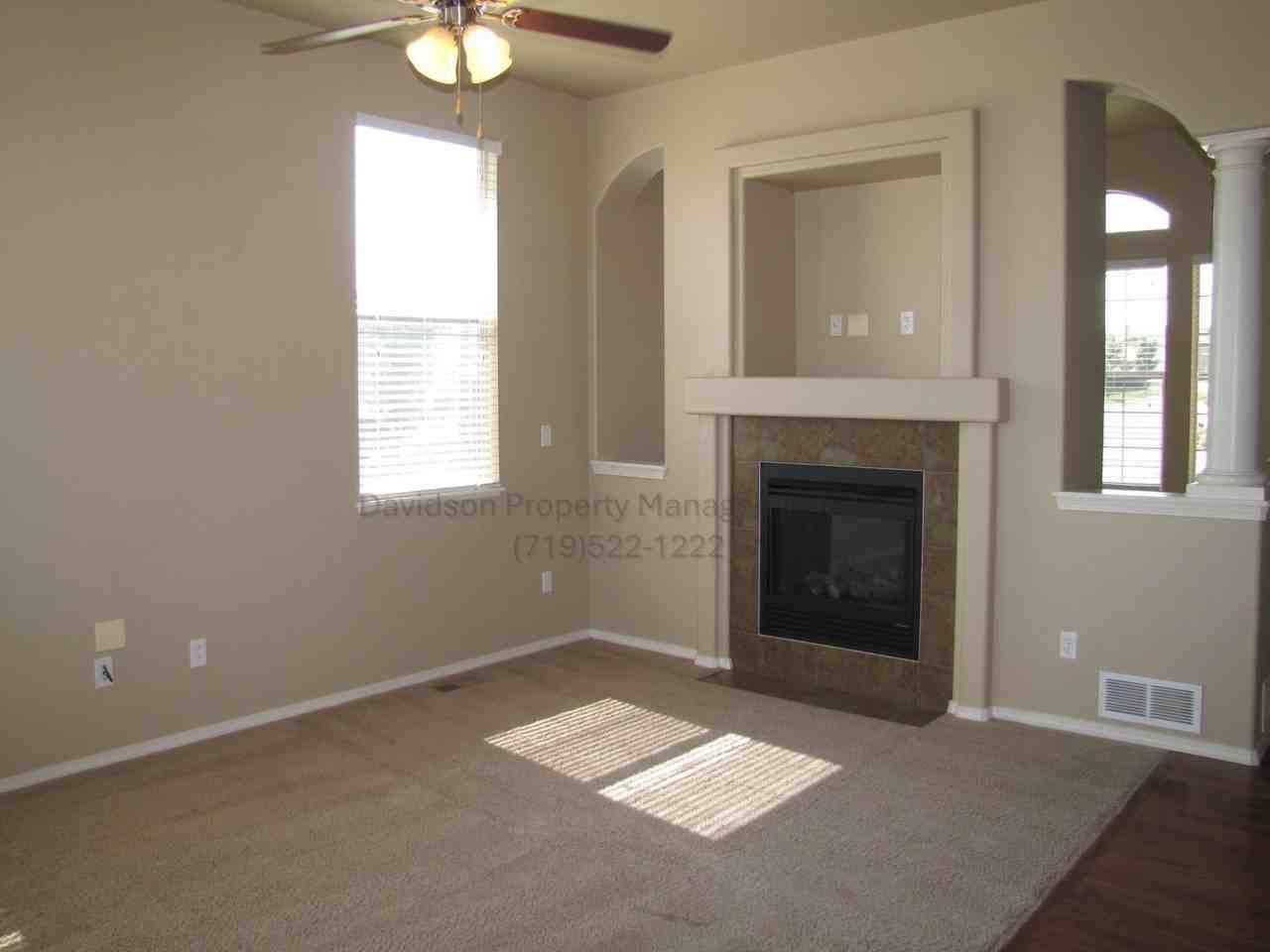 6009 Revelstoke Dr - Photo 5 of 19