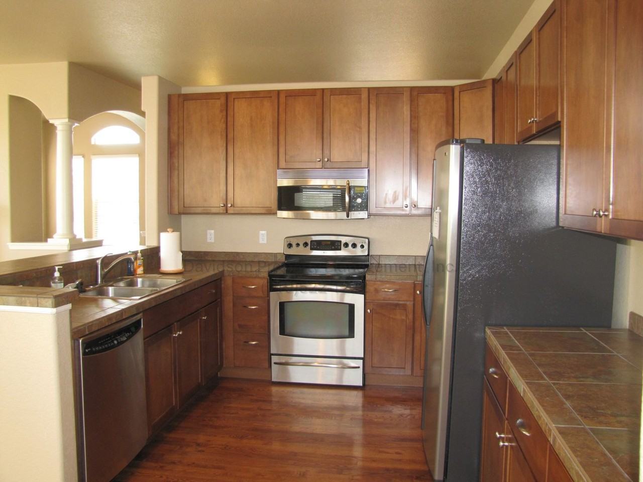 6009 Revelstoke Dr - Photo 7 of 19