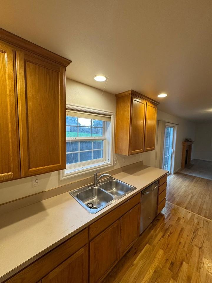 3112 Richard Pl - Photo 6 of 22