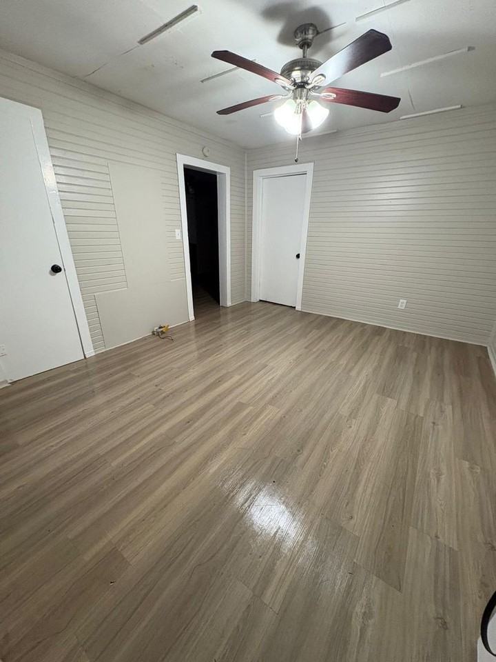 3604 N Terry St - Photo 7 of 13