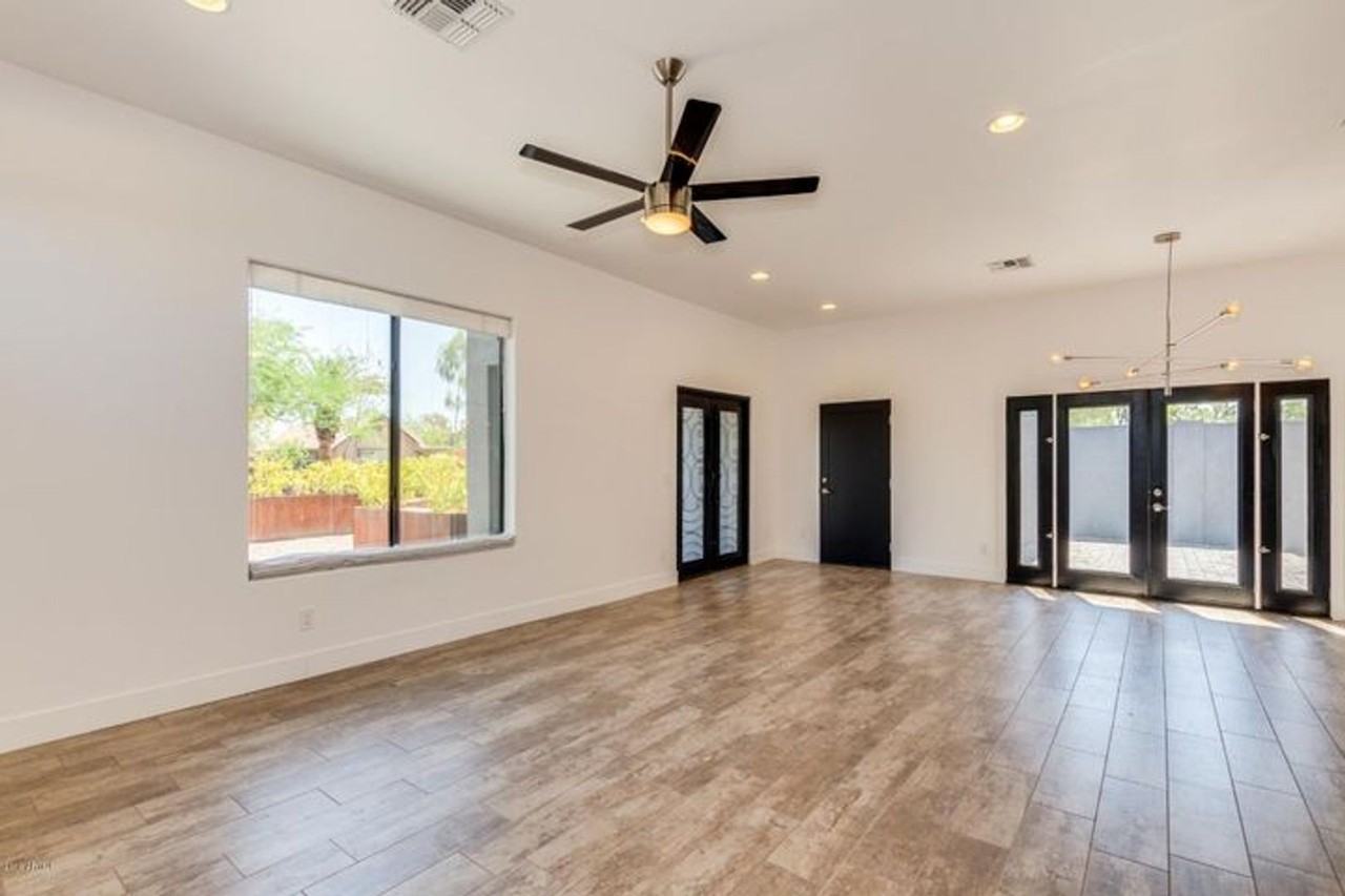 3814 N 9th St - Photo 3 of 20