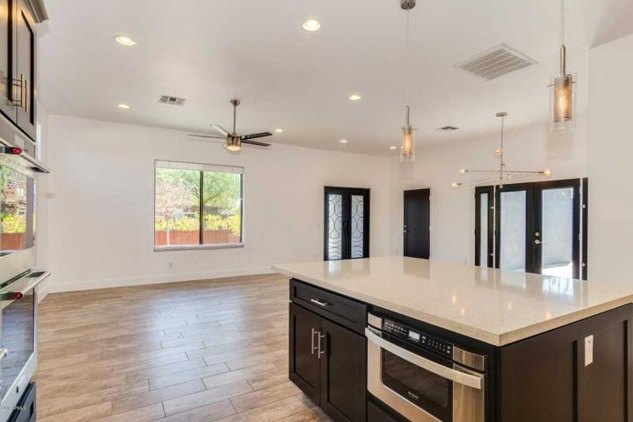 3814 N 9th St - Photo 7 of 20