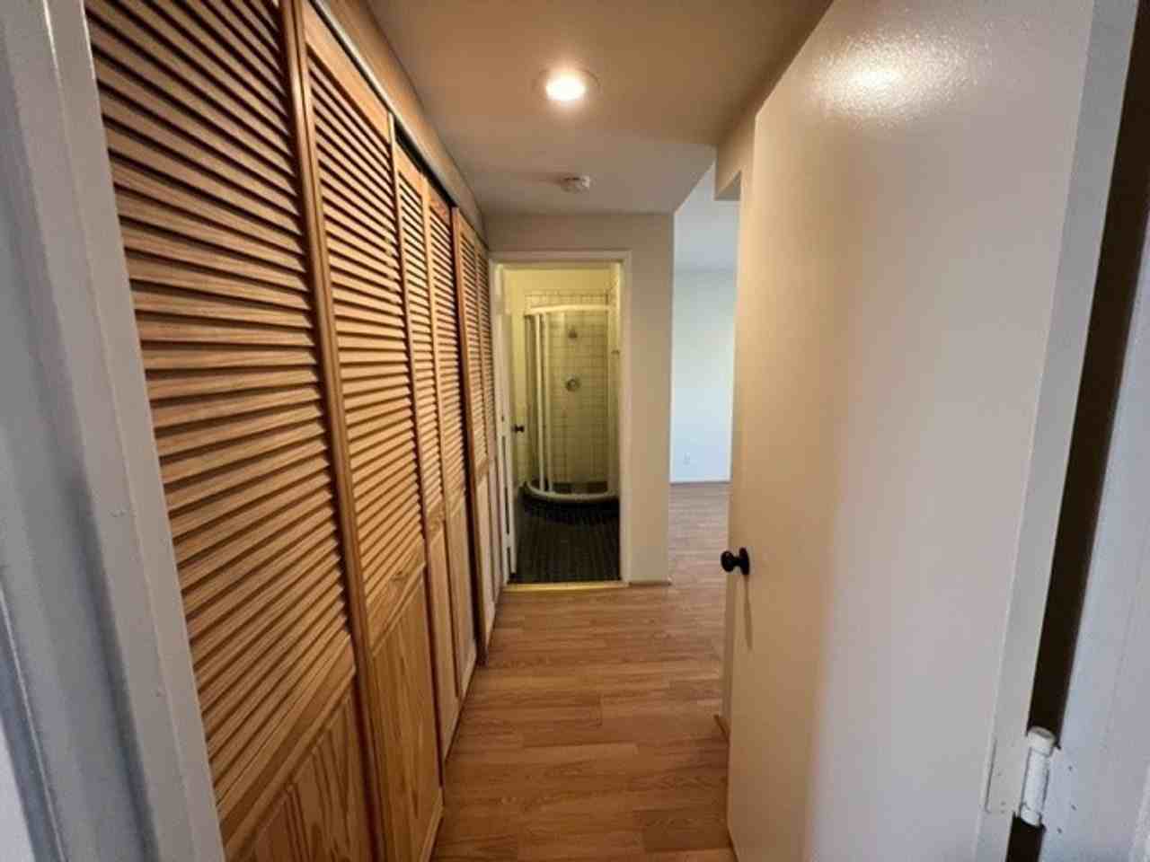 616 S Archer St - Photo 7 of 50