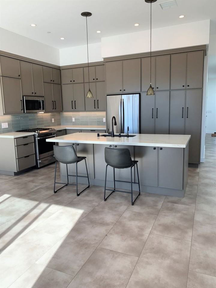 7018 Monte Vista Ct - Photo 2 of 33