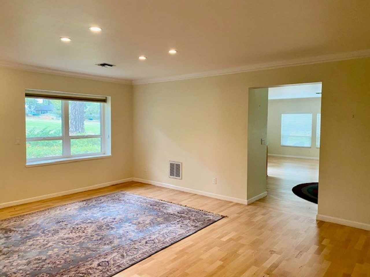 16602 Alioto Dr - Photo 6 of 11