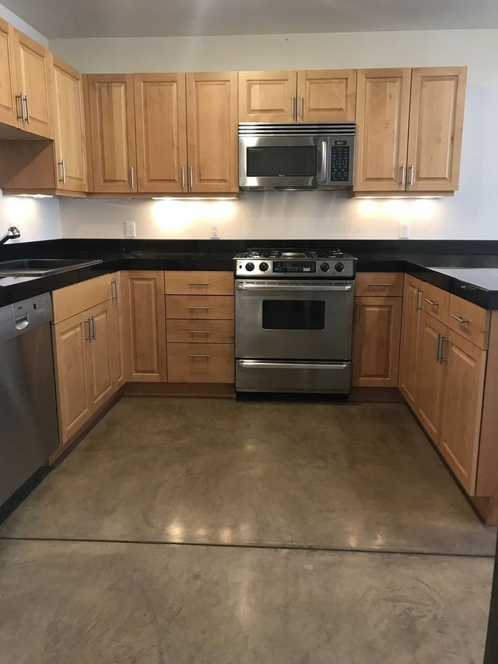 1012 Marquez Pl #304B - Photo 6 of 17