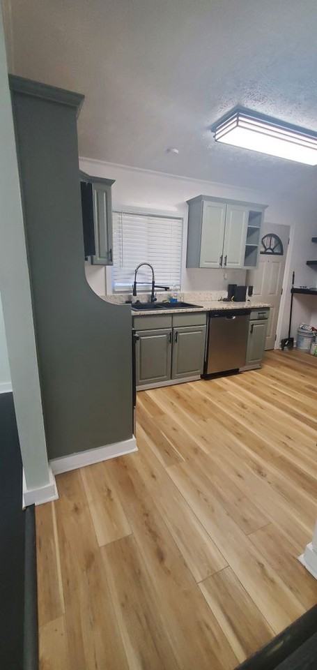 1922 Rogers Dr - Photo 4 of 24