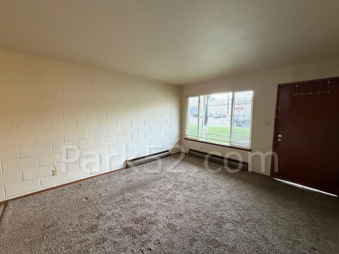 3402 S 54th St #03 - Photo 6 of 11