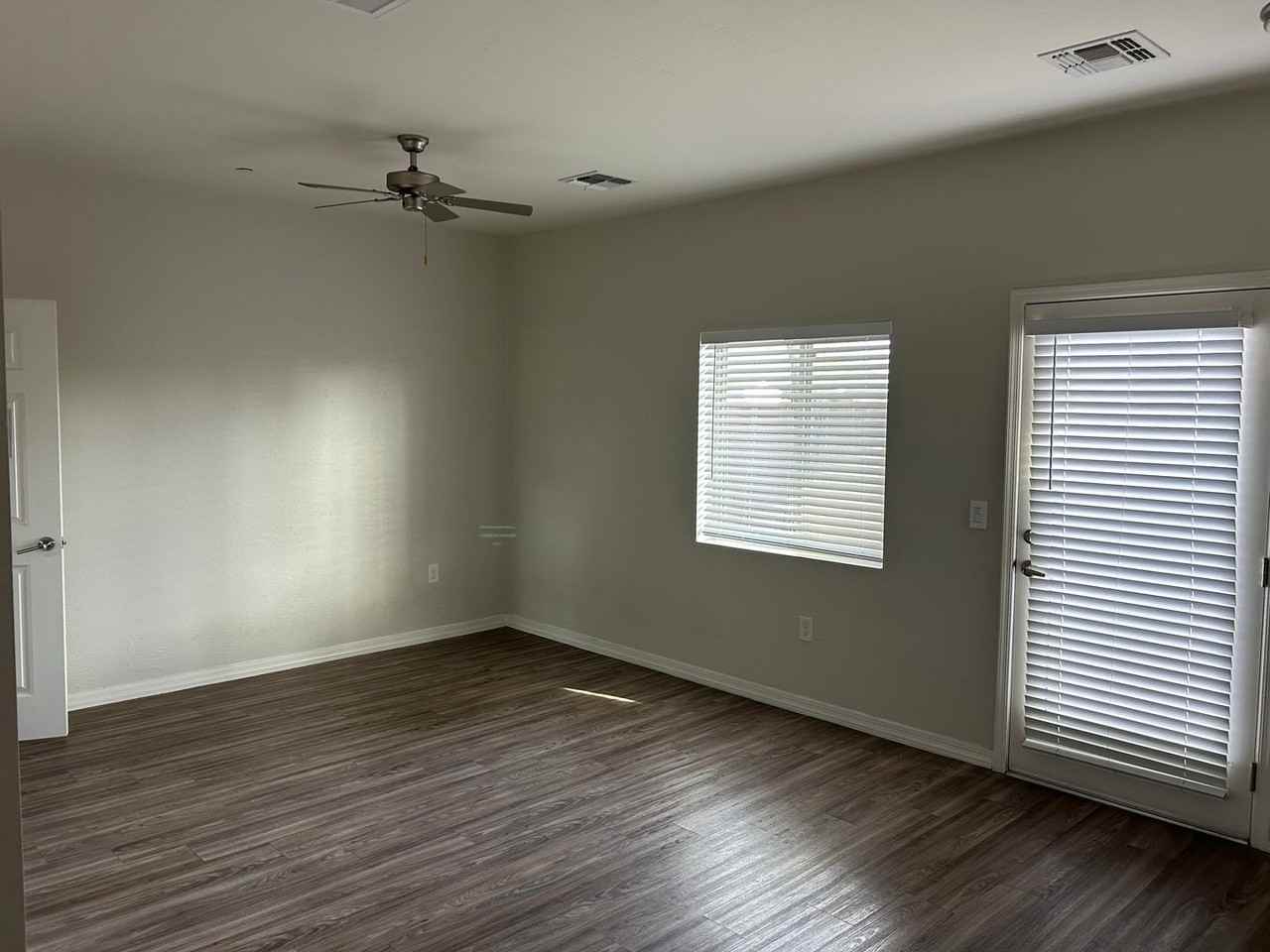 Macallister Apartments - Photo 7 of 39