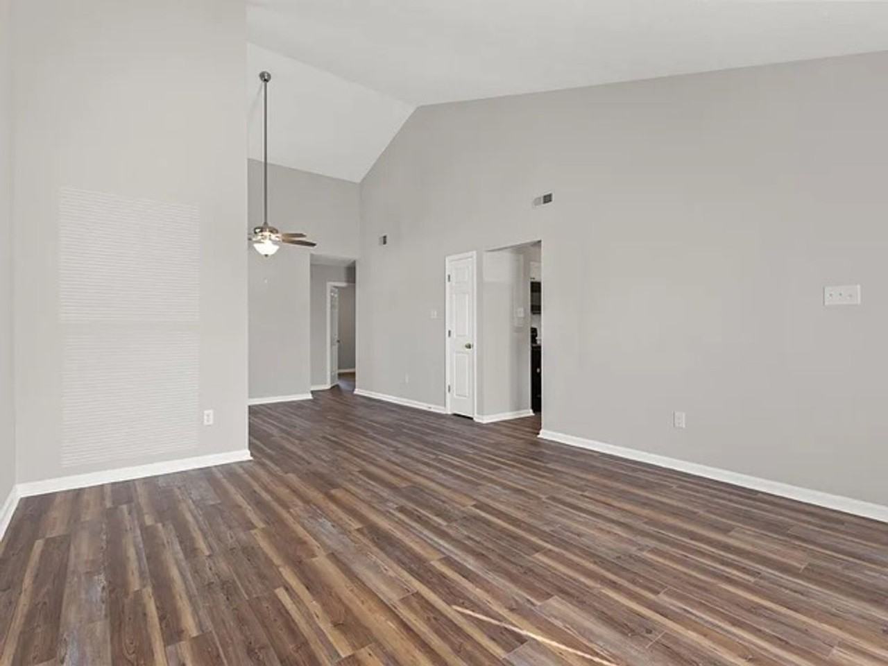 3469 Colonnade Dr - Photo 2 of 9