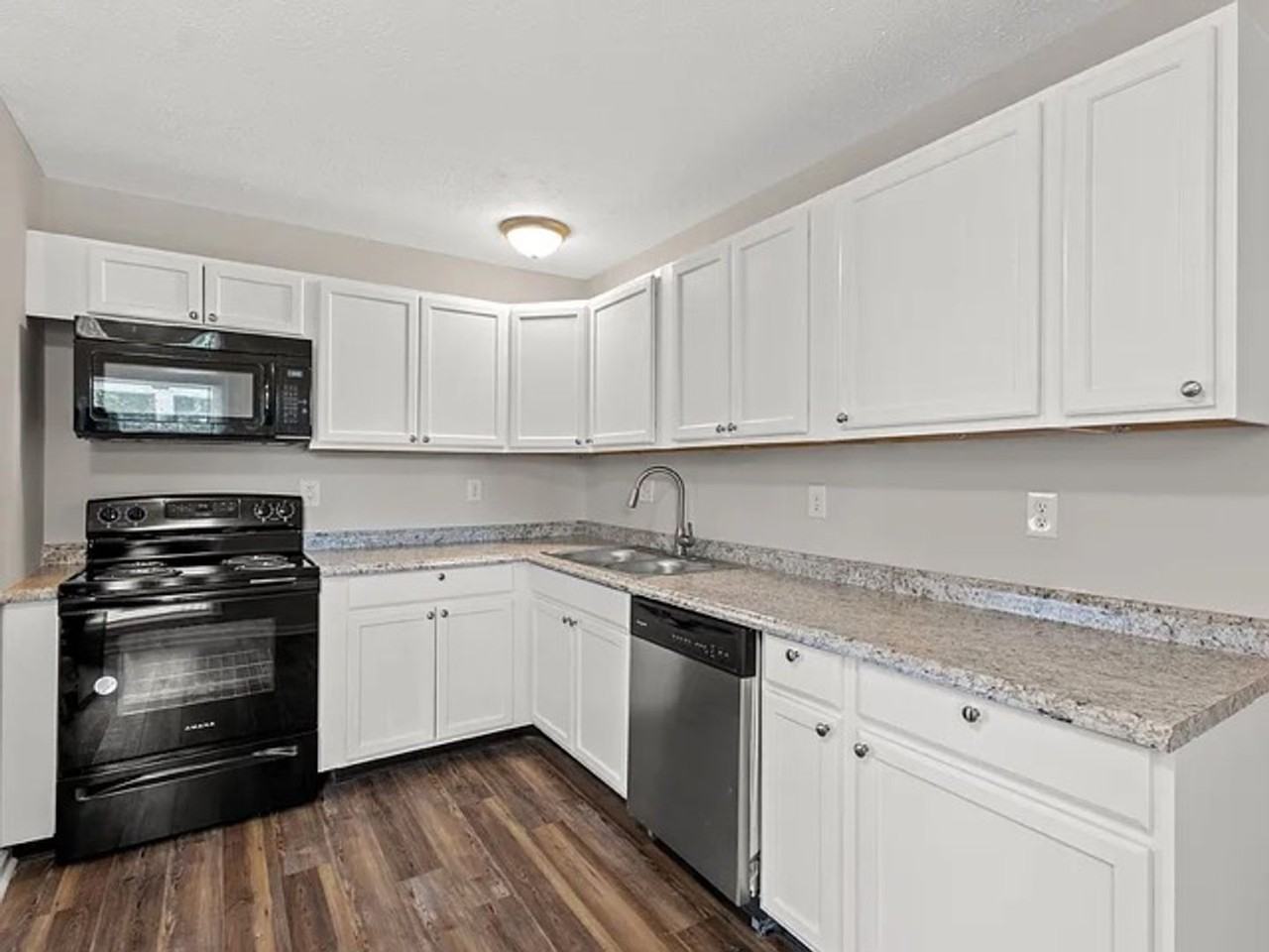 3469 Colonnade Dr - Photo 4 of 9