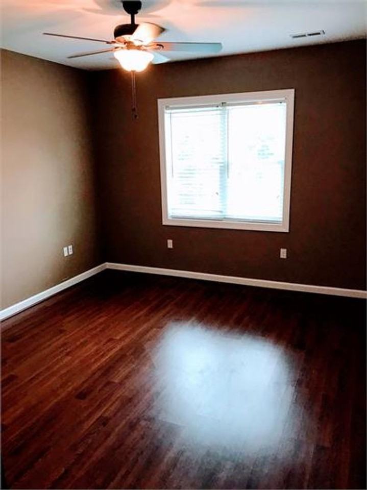 1199 Sleepy Oak Ln - Photo 7 of 26