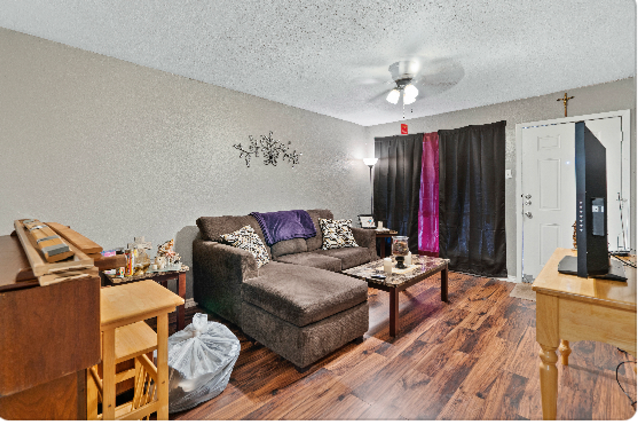 Summer Rose Apartments - Photo 2 of 12