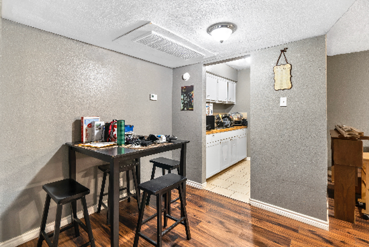 Summer Rose Apartments - Photo 7 of 12