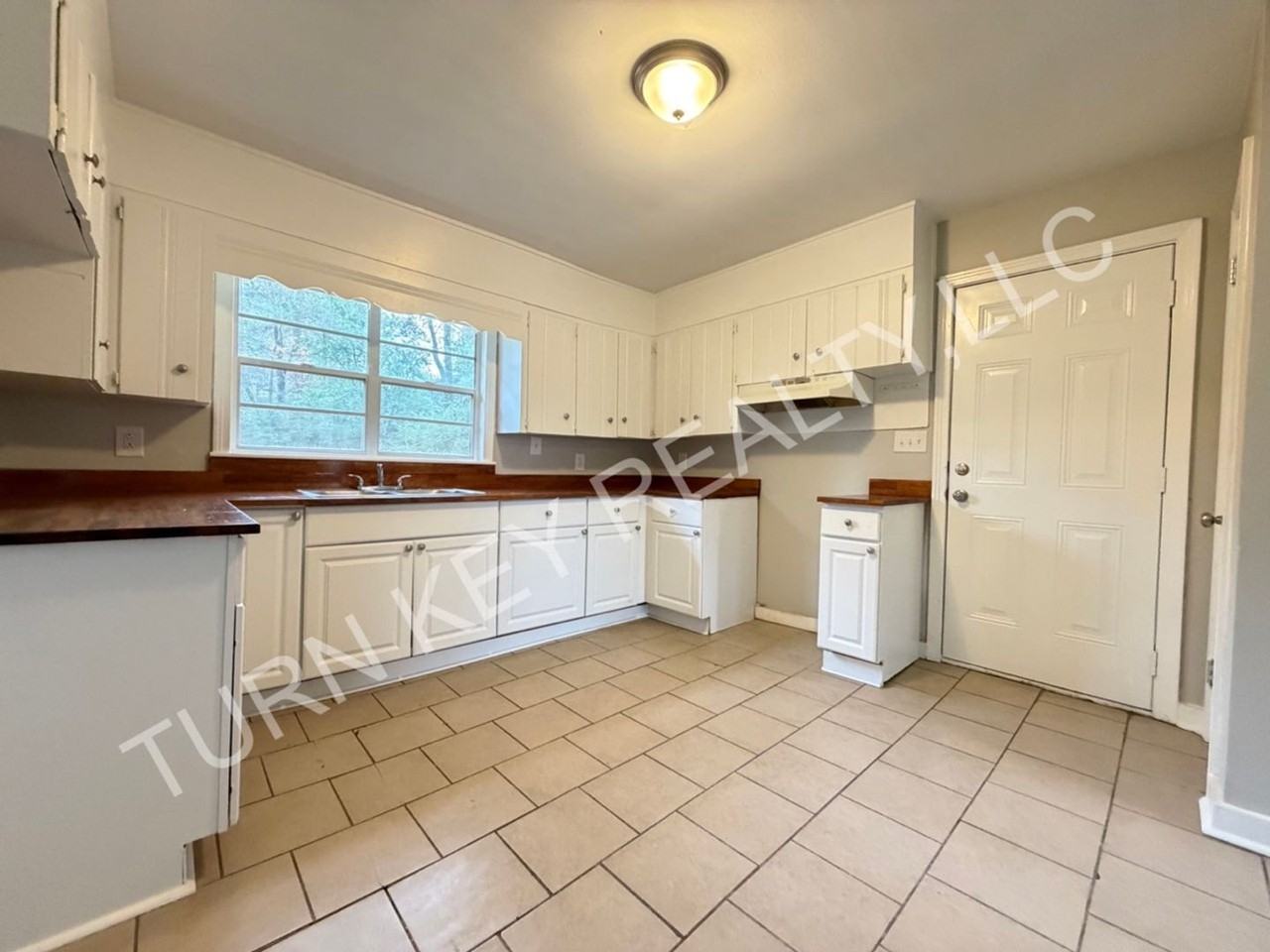 908 Five Mile Rd - Photo 6 of 12