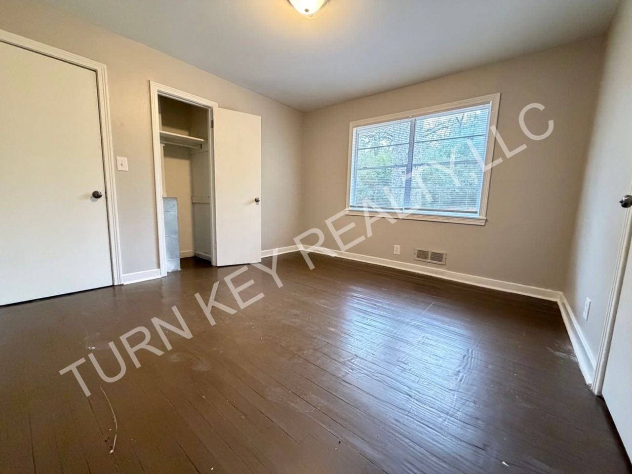 908 Five Mile Rd - Photo 7 of 12