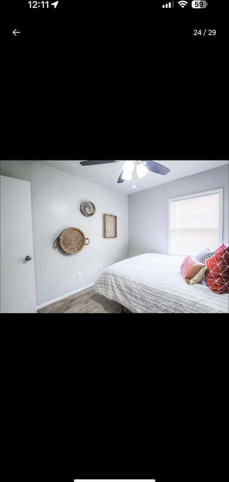 2507 20th St - Photo 4 of 18