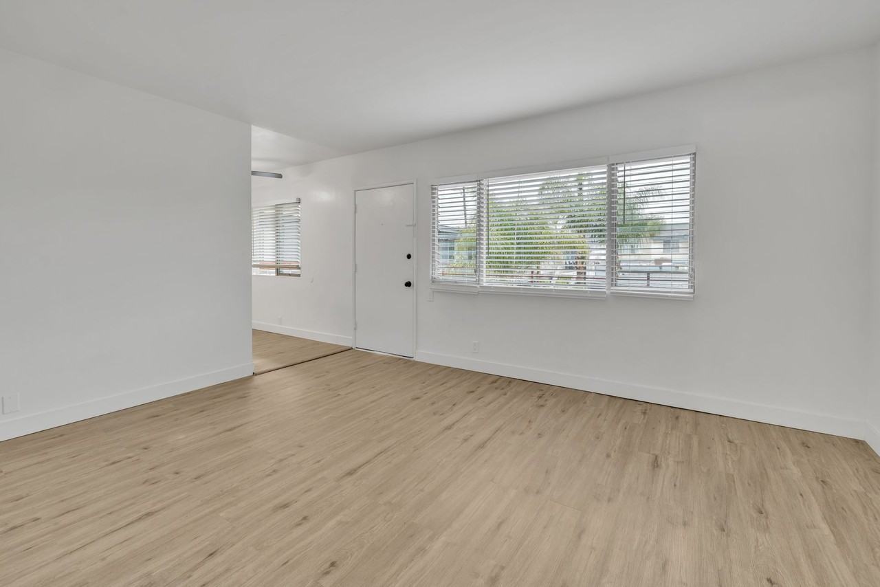 Fairway Apartments - Photo 3 of 10