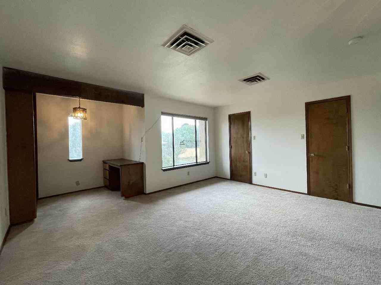 331 Cheryl Ct - Photo 7 of 16