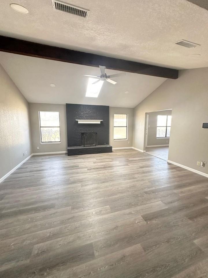 5202 San Antonio Ave - Photo 2 of 12