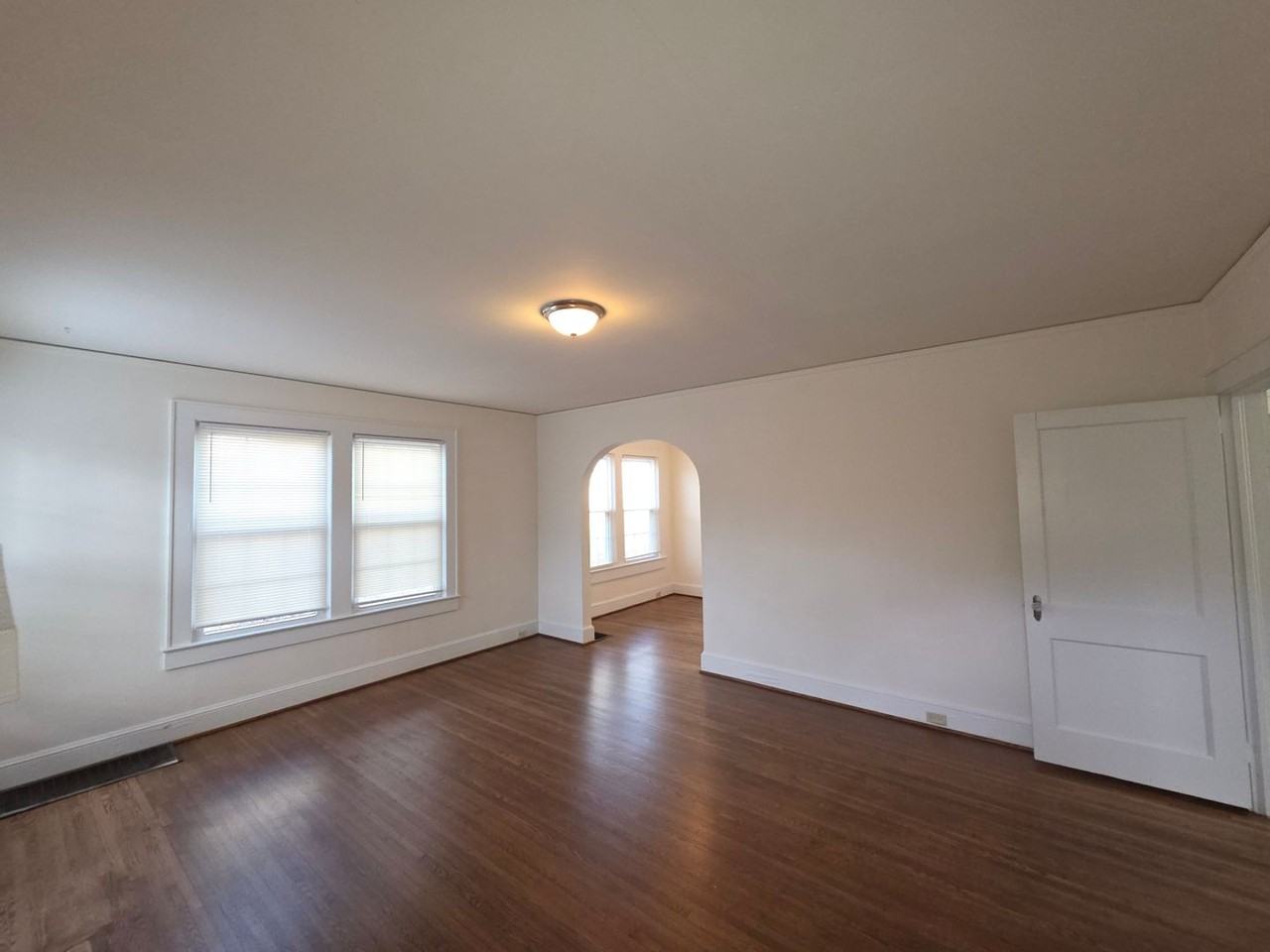2409 Commonwealth Ave - Photo 3 of 19