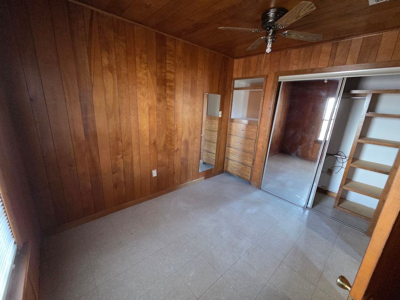 700 Sycamore St - Photo 5 of 15