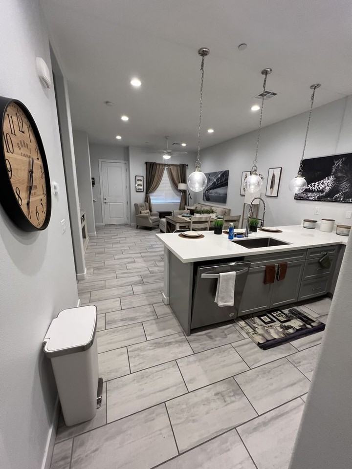 6445 Wide Sky St - Photo 4 of 24