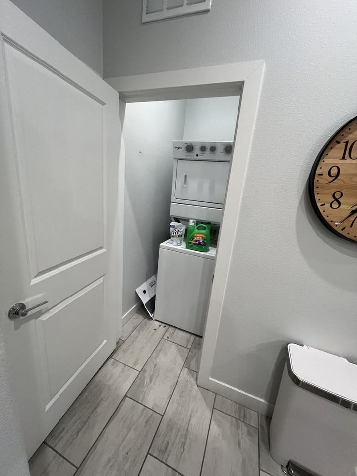 6445 Wide Sky St - Photo 6 of 24