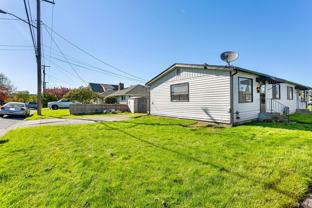 915-919 7th Avenue Southwest - Photo 1 of 1