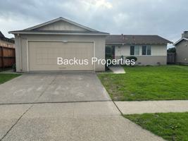 featured image of 827 Bedford Dr