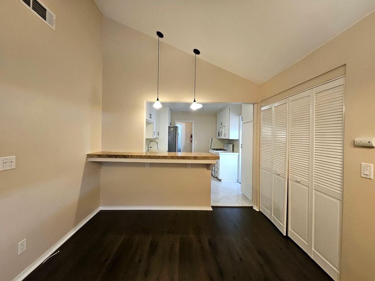 1230 N Reese Pl - Photo 5 of 29