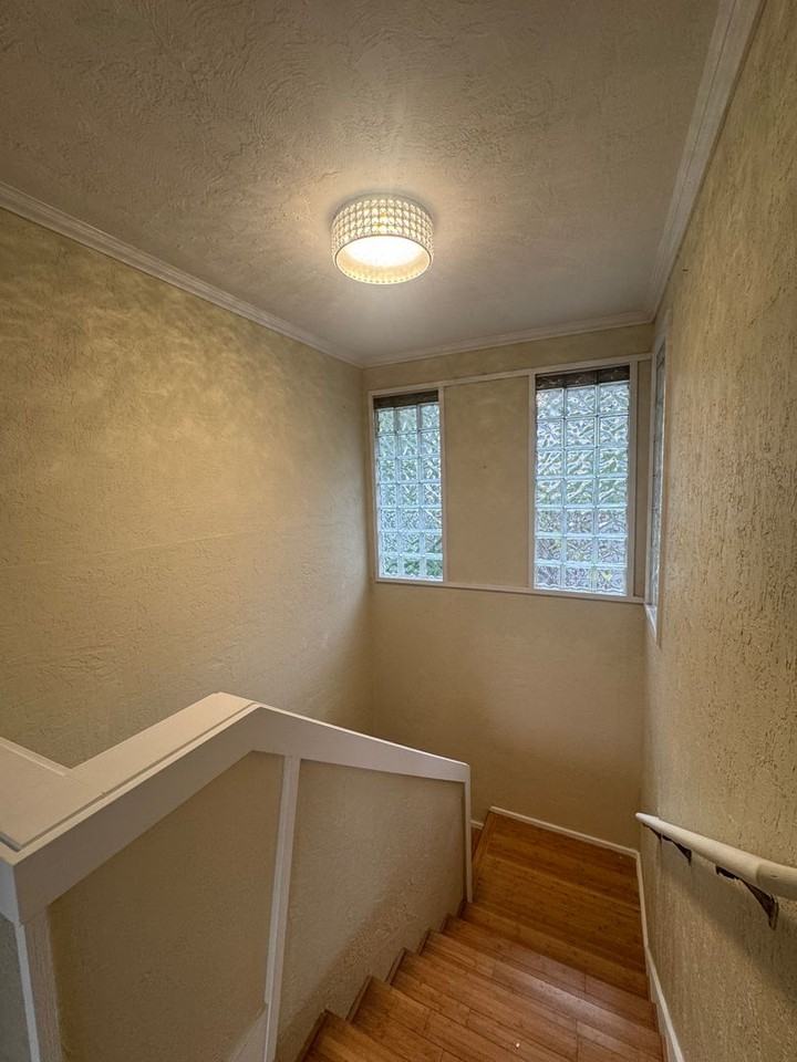 3820 University St - Photo 5 of 18