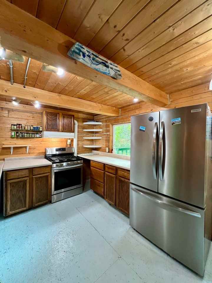 114 Roxie Rd - Photo 7 of 14