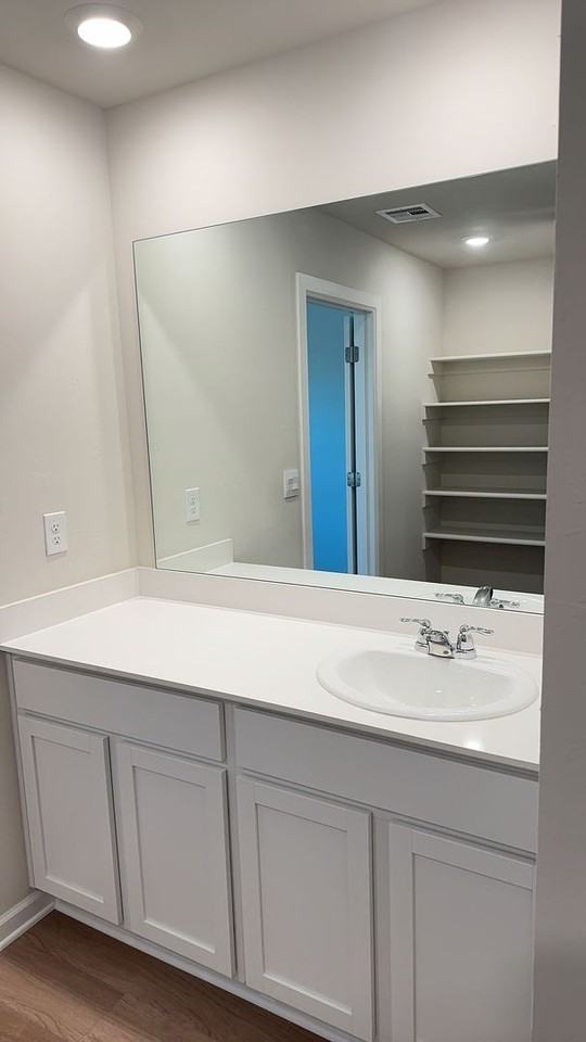 6101 Green Meadow Ln - Photo 6 of 16