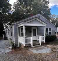 1006 Hackett St #B - Photo 1 of 1