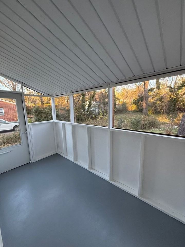 1020 Willard St - Photo 7 of 7