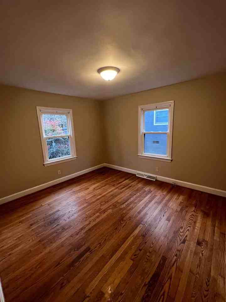 1034 E Lexington Ave - Photo 6 of 7