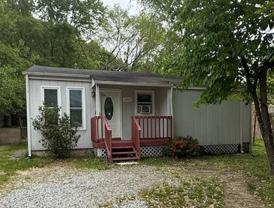 1802 Waldo St - Photo 1 of 1