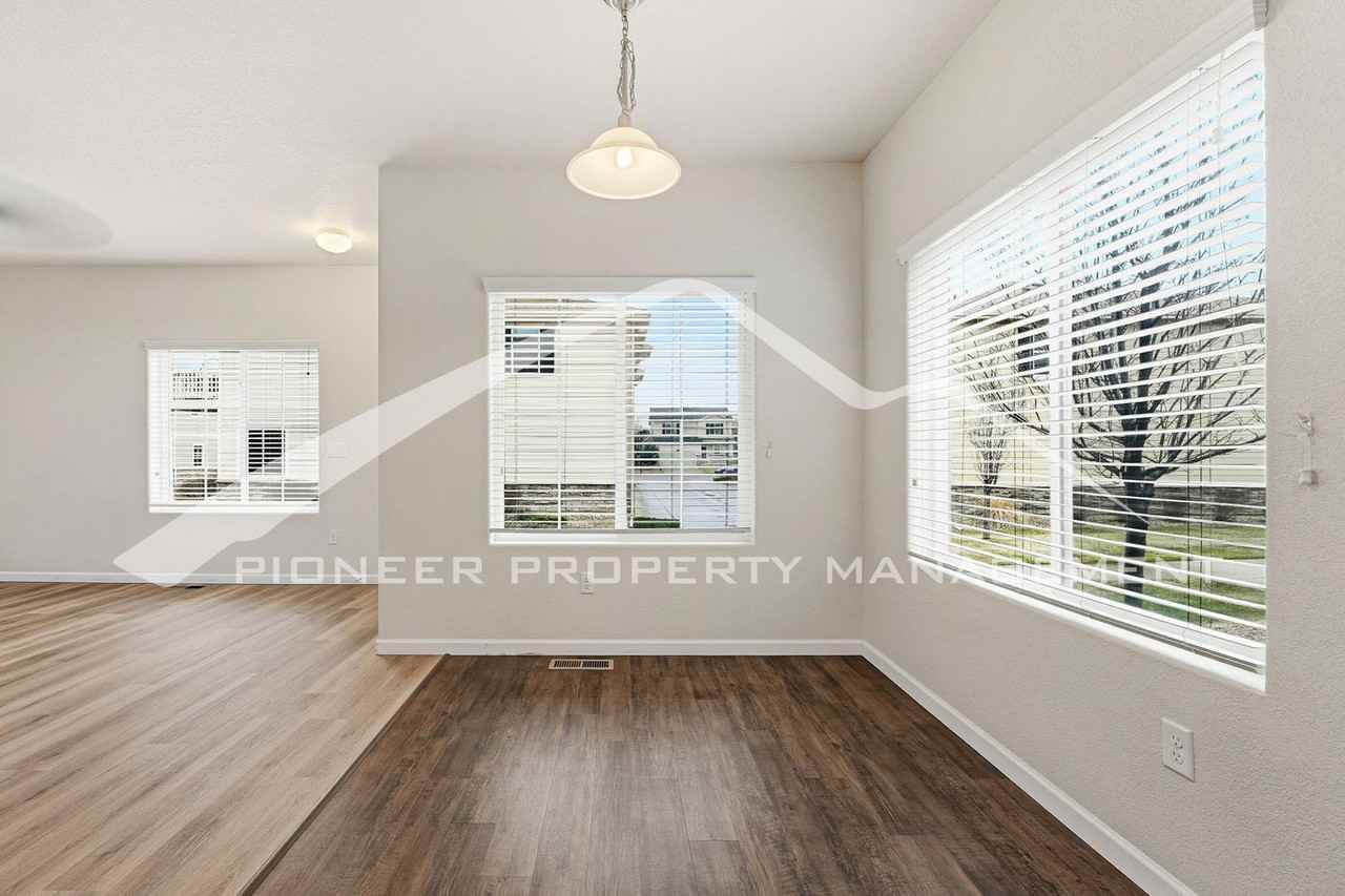 1526 Sepia Ave - Photo 7 of 26