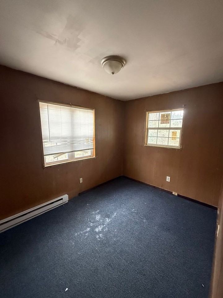 309 N Hall St #A - Photo 4 of 6