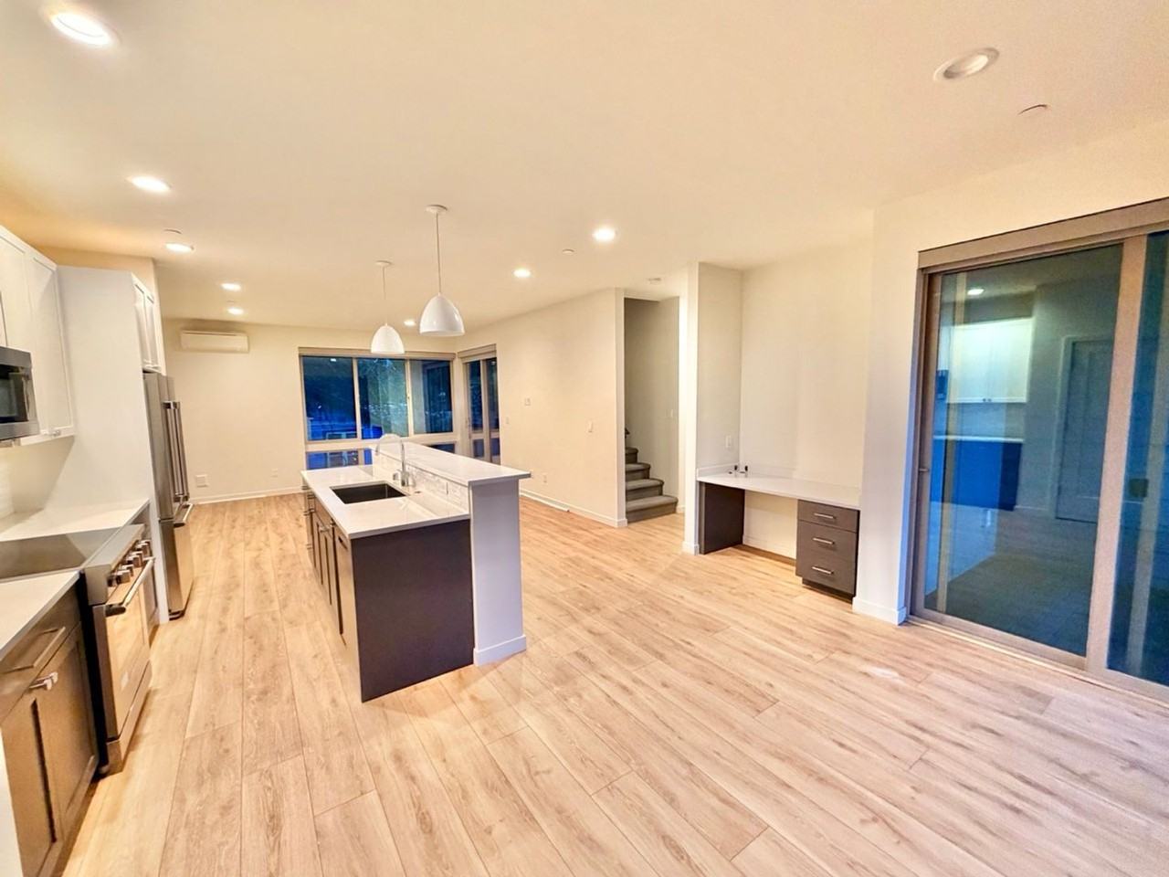 18529 Ashworth Ave N - Photo 2 of 38