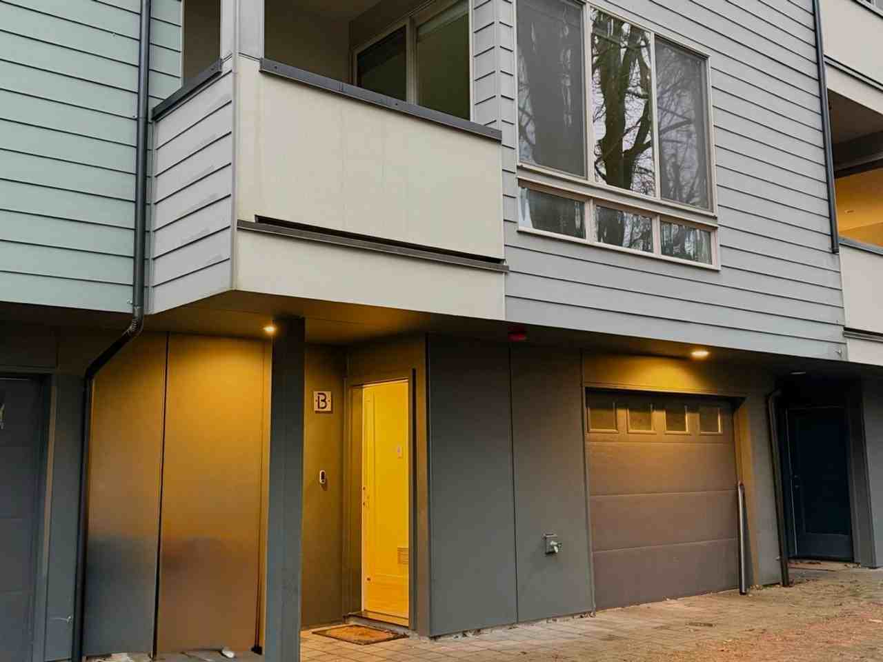 18529 Ashworth Ave N - Photo 4 of 38